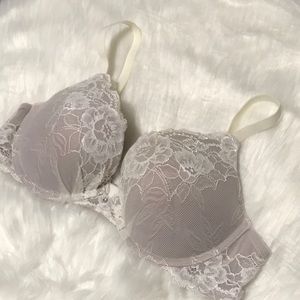 Maidenform Bra 38B Lift & Padded